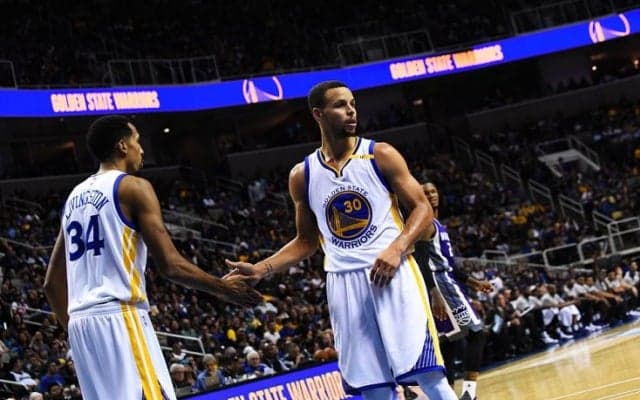 ウォリアーズ強し、セカンドユニットによる終盤の3ポイントシュート攻勢で逆転勝利