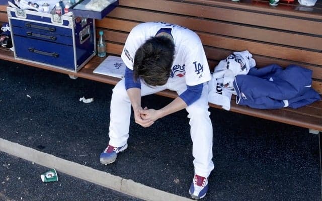 前田健太が3回4失点、プレーオフ初登板は苦いデビュー