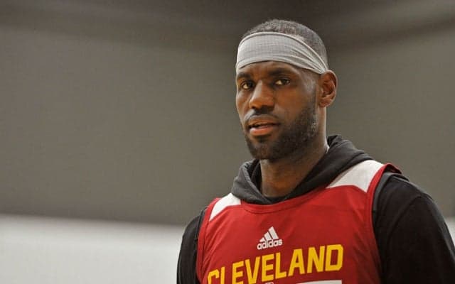 キャバリアーズに『油断』の兆候を感じたレブロン・ジェームズ、メディアを通じてチームメートに警告