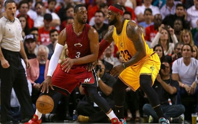 レブロン・ジェームズ、盟友ウェイドのキャブズ移籍を希望も「チームには彼を獲得する余裕がなかった」