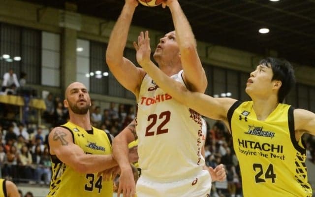 ファジーカスが31得点の大暴れ、インサイドの強みを生かした川崎ブレイブサンダースが連勝を5に伸ばす