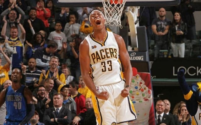 ターナーが30得点16リバウンド4ブロックの大活躍、ペイサーズが延長戦を制して開幕戦を勝利で飾る