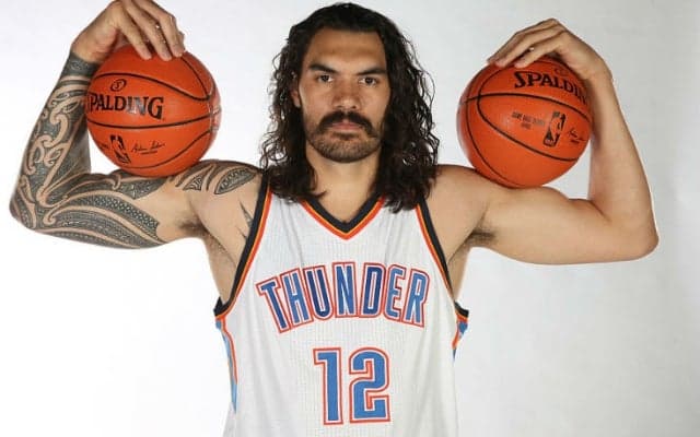 サンダーのスティーブン・アダムズ、NBA開幕日は『ワンピース』を見て過ごす