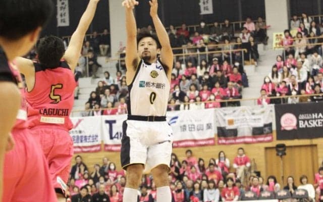 『能代への凱旋』を果たした田臥勇太、クラッチタイムにアシスト連発でチームを勝利に導く