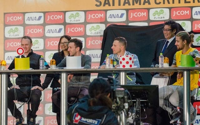 ツール・ド・フランス4賞ジャージ獲得選手がクイズに挑戦！似顔絵を描いて絵心がバレる？