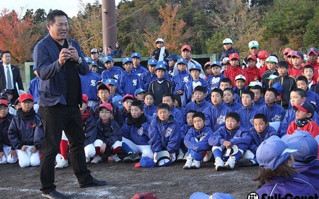 震災を機に始めて8年、今年はプロも輩出　元本塁打王が続ける支援のカタチ