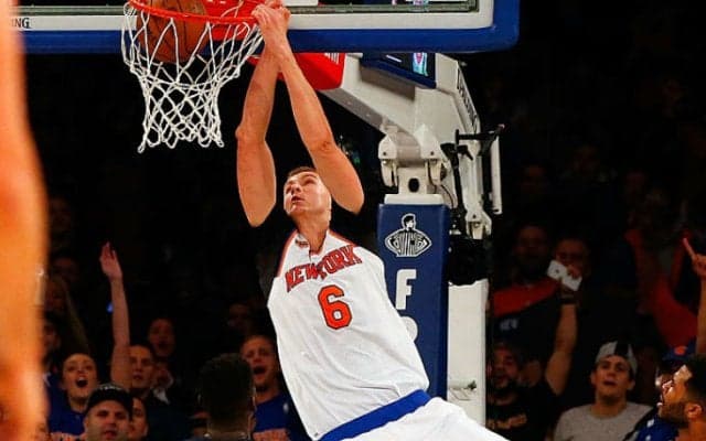 開幕ダッシュに失敗したニックス、指揮官ホーナセックは浮上のきっかけをポルジンギスに託す「ミスマッチを有効活用すべき」