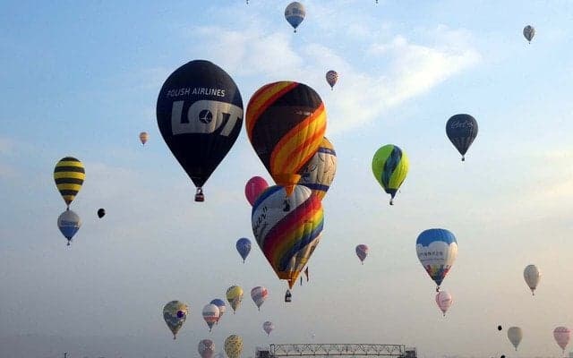 【佐賀熱気球世界選手権16】地元ボランティアによる地域密着を積み重ね、来場者100万人規模のビッグイベントに