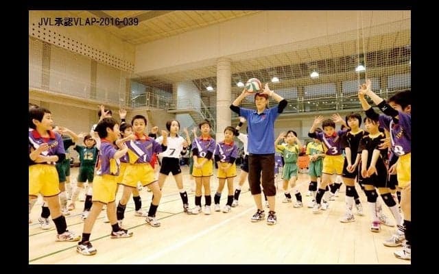 ゼビオ、元バレーボールVリーグ選手が教えるバレーボールクリニック開催