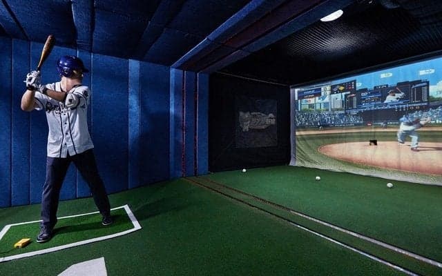 シミュレーション野球システム導入のバッティングセンター「リアル野球ゾーン」