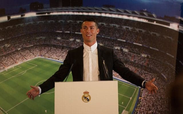 ロナウド、レアル・マドリードと契約延長…ジダン監督も歓迎「レアルでキャリアを終えるべき」