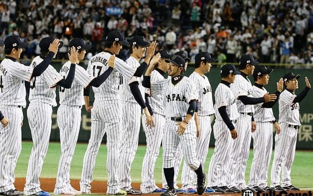 侍ジャパン、初回に筒香の押し出し四球で先制も…内川は併殺で1得点のみ