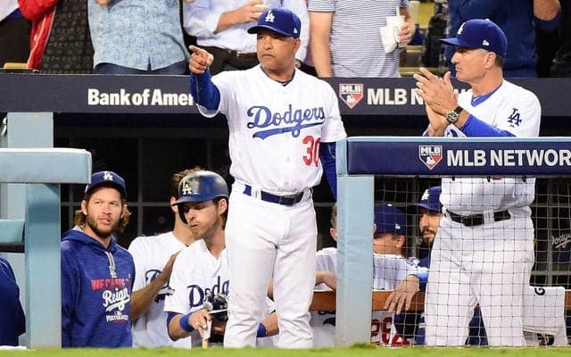 メジャーリーグ最優秀監督、ドジャースのロバーツ監督らが受賞