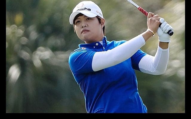 L.コ、大会新の「62」で首位浮上！　野村は6打差の10位T