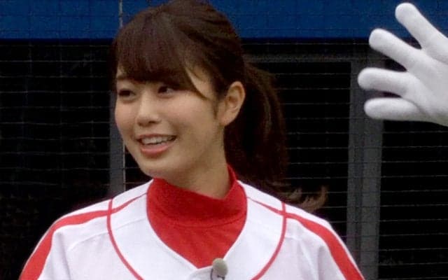 稲村亜美がロッテのファン感で自己最速105キロ　平沢を“空振り三振”斬り