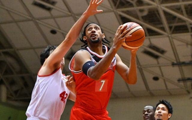 元NBAのジョシュ・チルドレスが加わった三遠ネオフェニックス、勝負どころで力を発揮し富山グラウジーズを撃破