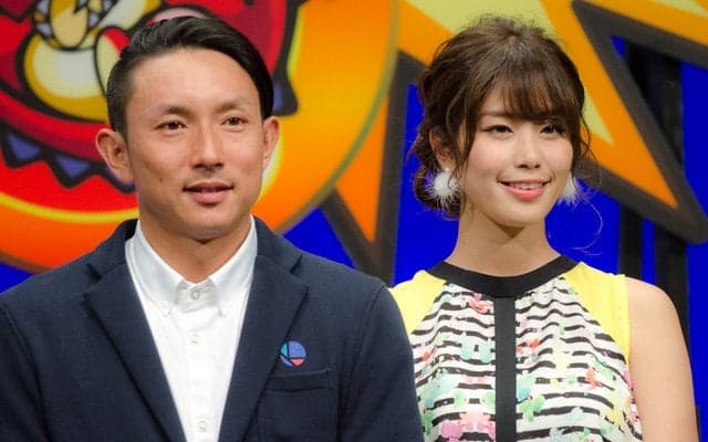 稲村亜美、“神スイング”を川崎宗則に披露「今年ドラフトかかった選手ですか？」