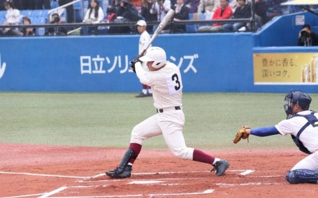 早稲田実業・清宮のホームランで先制も逆転許し、履正社が初の栄冠！【第47回明治神宮大会—高校の部】