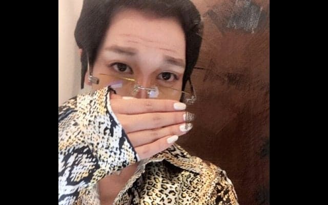 ざわちん、新作ものまねメイクで「ピコ太郎」に変身