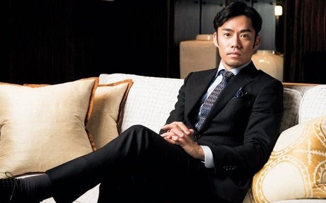 高橋大輔を特集『家庭画報1月号』特別ポスター付き