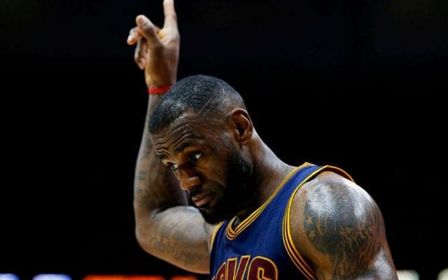 レブロン・ジェームズらキャブズの選手数名がトランプホテルへの宿泊を拒否