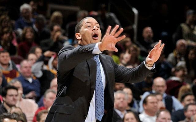 キャブズの指揮官ティロン・ルー、『ビッグ3』を揃って休養させた判断をファンに謝罪