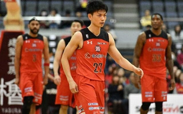 ［CLOSE UP］石井講祐（千葉ジェッツ）連勝街道を突き進むチームを引っ張るのは、熱い闘志を胸に秘めた『仕事人』