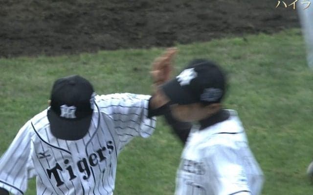 阪神タイガースジュニアが開幕ゲームを制す(「NPB12球団ジュニアトーナメント2016 supported by日能研」第1日)