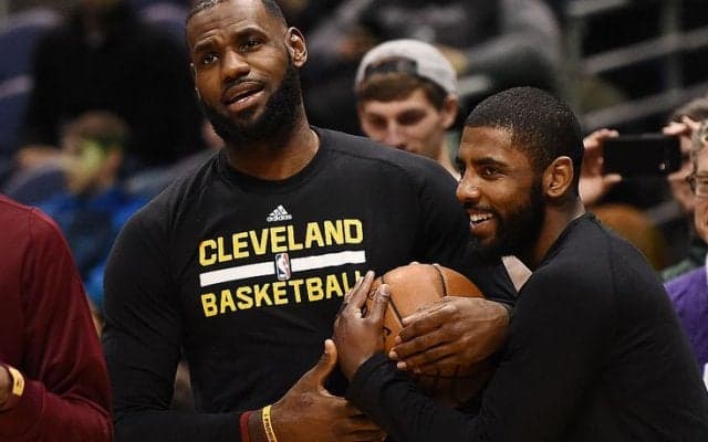 キャブズの司令塔、カイリー・アービングが明かした「レブロン・ジェームズとの連携向上の秘訣」