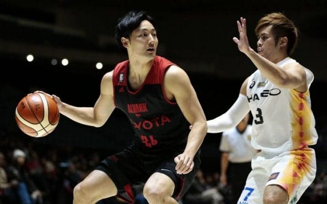 終盤に3ポイントシュート攻勢で猛追した仙台89ERSだが及ばず、地力に勝るアルバルク東京が準決勝進出