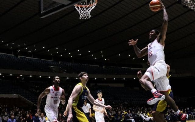 ［CLOSE UP］タイラー・ストーン（千葉ジェッツ）リバウンドに得点にフル回転「すべてはアグレッシブにいった結果」