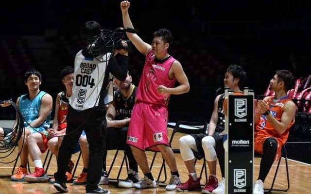 『3ポイントシュートコンテスト』1stラウンドは秋田ノーザンハピネッツの田口成浩がトップ、今日の2ndラウンドで決着！