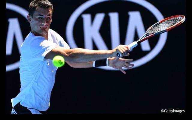  地元のトミックが快勝で初戦を突破 [全豪オープン] 