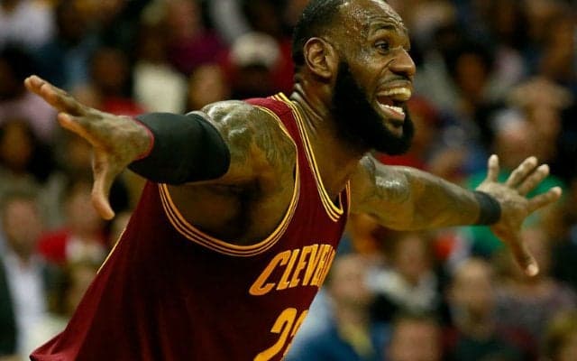 ここ7試合で2勝5敗、正念場を乗り切るためレブロンが辛辣コメント「昨シーズンのチームより弱くなっている」