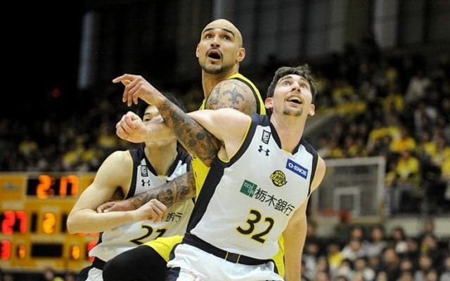 ［CLOSE UP］ライアン・ロシター（栃木ブレックス）NBA経験者とのマッチアップを制し、日本で成長を続けるアメリカ人