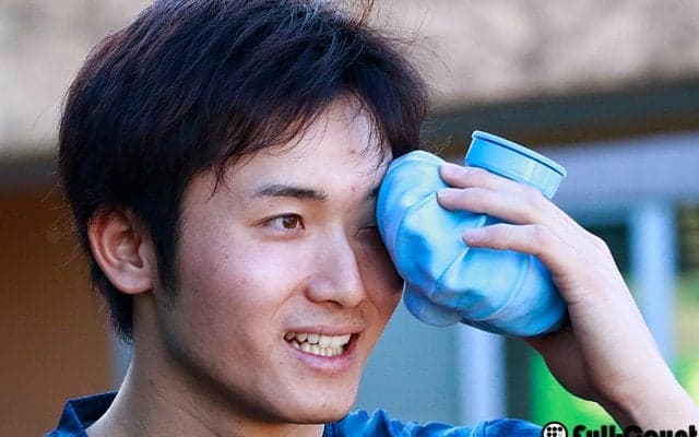 ホークス高橋純平、危うく離脱1号　練習中に打球が左目直撃「痛いです…」
