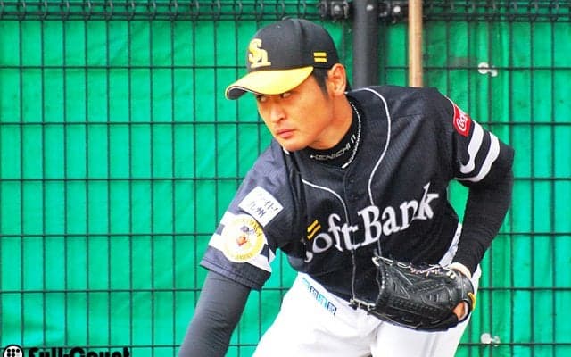 ホークス中田が初ブルペン「下半身をしっかり安定させたい」