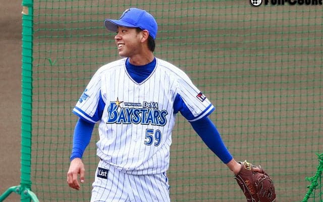 人的補償で加入のDeNA平良、打球直撃で降板も苦笑い「想像してなかった」