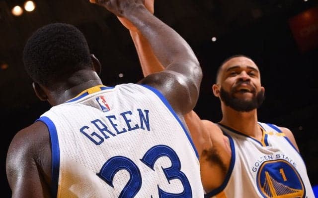 ドレイモンド・グリーン、マギーの『寝顔毛布』に報復を宣言「これは戦争だ！」