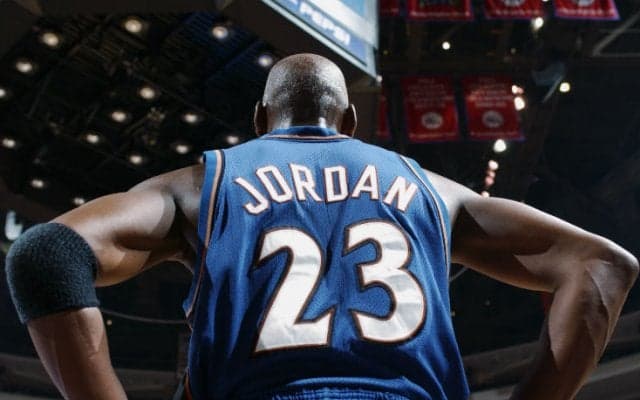 マイケル・ジョーダン、ウォリアーズのオーナーに辛辣「73勝して優勝できないなんて何の意味もない」