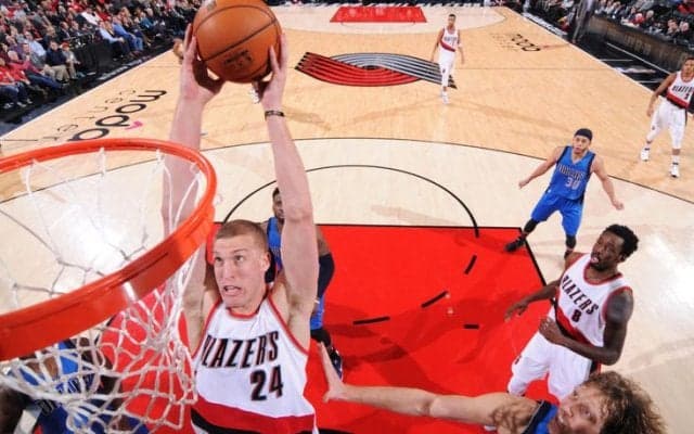 ブレイザーズのメイソン・プラムリー、ナゲッツへのトレード通告日に車上強盗の被害に遭う