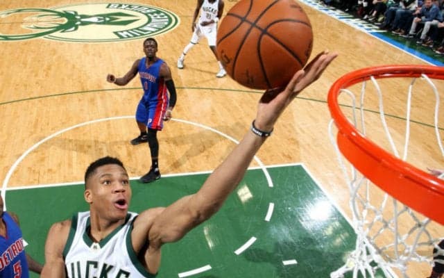 ヤニス・アデトクンボの兄タナシスがオールスター初出場の弟にエール「100％の力を尽くすお前を、誇りに思っている」