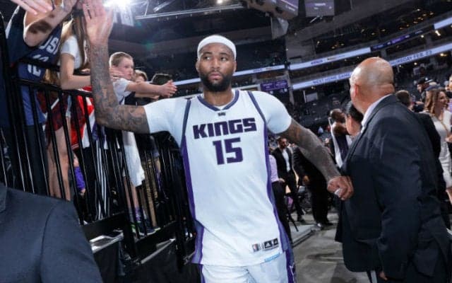 電撃トレードのデマーカス・カズンズ、友人が開いたお別れパーティーで感涙「ここを離れてもこれまでと一緒」