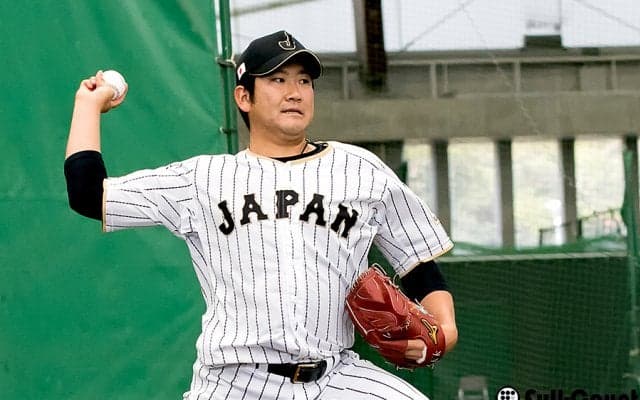 巨人菅野、侍合流後初ブルペンで圧巻の60球　権藤コーチ絶賛「モノが違う」