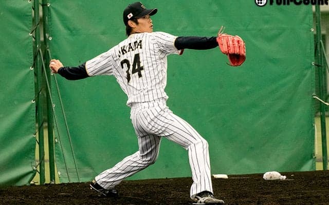 侍J左腕・岡田がブルペンで42球　WBC球の対応に「意識を持って低めに」