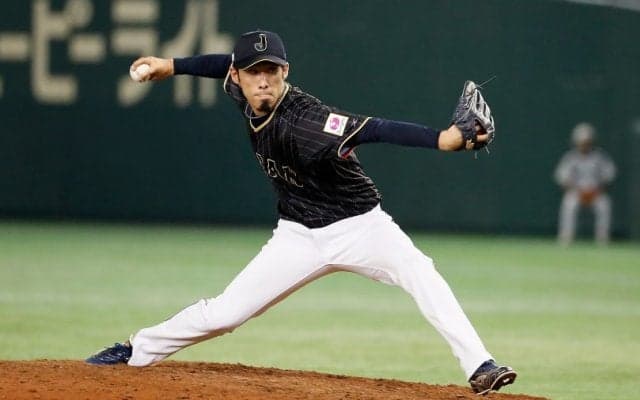 12秋吉 亮（東京ヤクルト）  日の丸を背負う選ばれし戦士たち