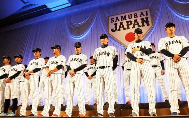 侍ジャパン出陣式！小久保監督、悔しさを晴らして「必ず世界一を獲る！」