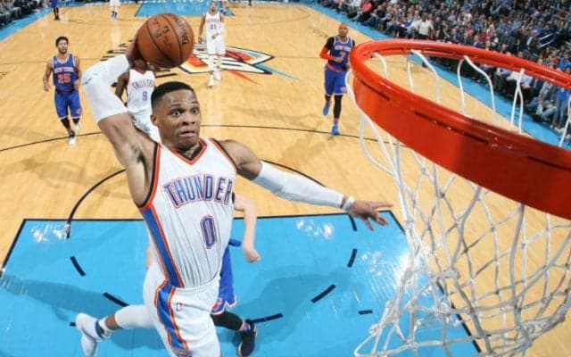 シーズン30回目のトリプル・ダブルを記録したラッセル・ウェストブルック、『神話の時代』のレジェンドに挑む