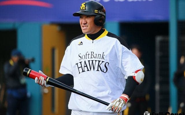 “ミスター超え”の2000本安打へ　ソフトB内川はWBCで弾みをつけられるか
