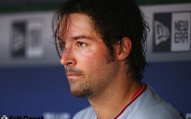 レーサー、料理番組MC、起業…日米で対照的な野球選手の“第2の人生”